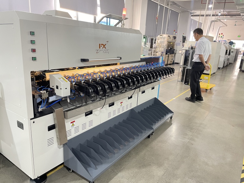 從手工到自動，立式插件機如何重塑小家電行業(yè)插件工藝